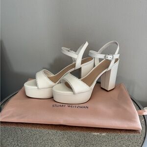 Pearl Dancer platforms